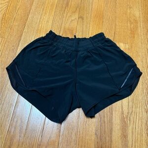 Black Lululemon Hotty Hots